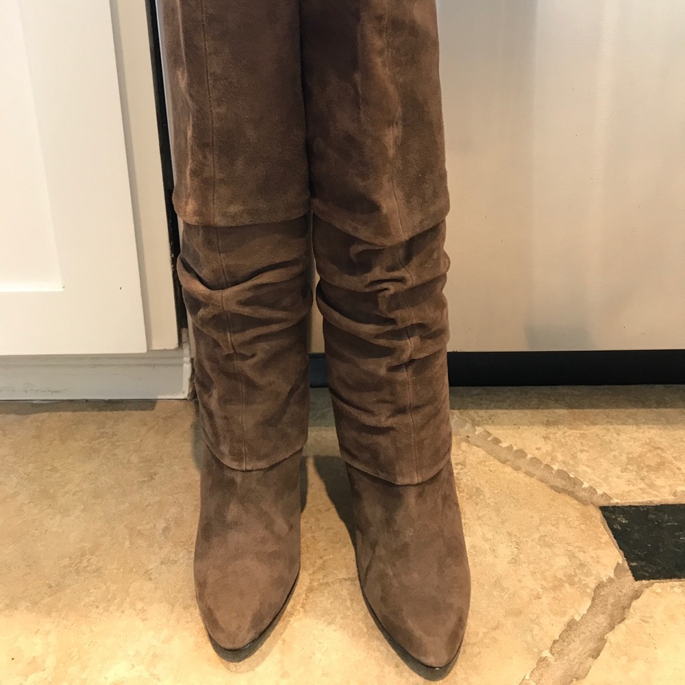 Brand new ISOLA SUEDE BOOTS - TAUPE GREY size 6.5